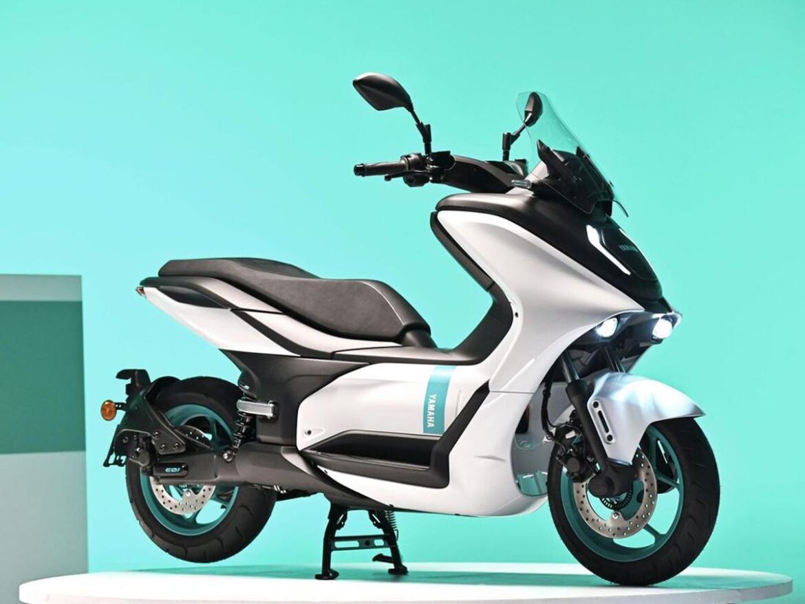 Spesifikasi Motor Listrik Yamaha E01 2022 Laman 2 dari 3