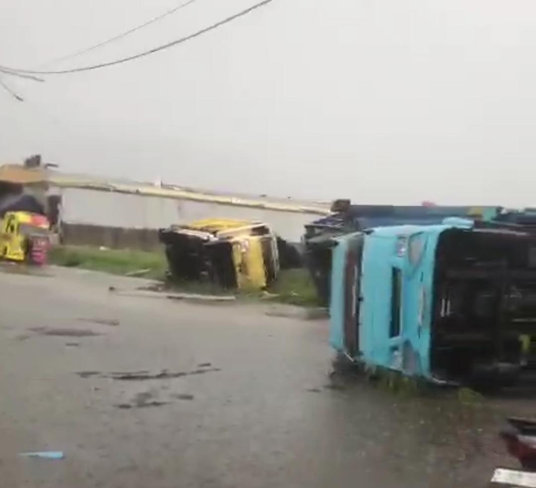 Angin Puting Beliung Terjang Kawasan Industri Jatinangor Sumedang ...